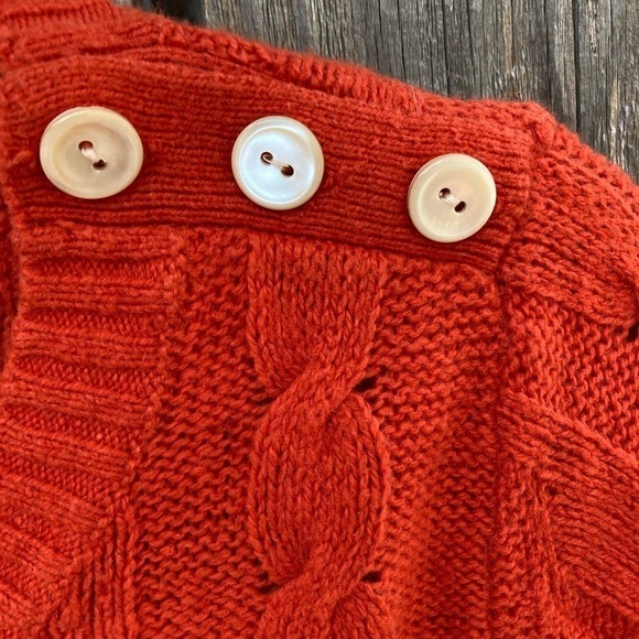 Women's Banana Republic Sweater Red Orange Cable Knit M Wool Blend Button SS - Picture 4 of 11